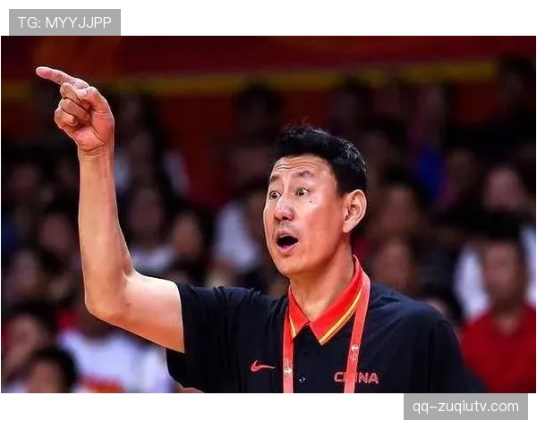 李楠需设计战术结构，让周琦敢传球愿传球破解包夹